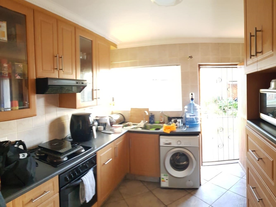 To Let 3 Bedroom Property for Rent in Linton Grange Eastern Cape